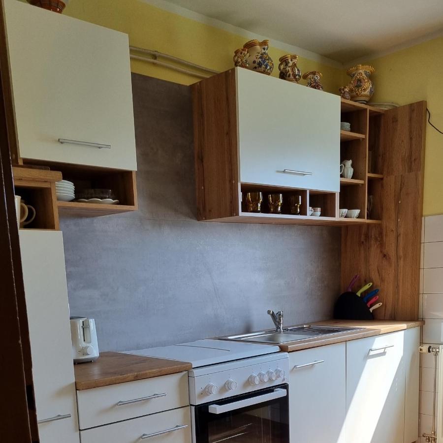 Apartma Tanja Kamnik Bagian luar foto