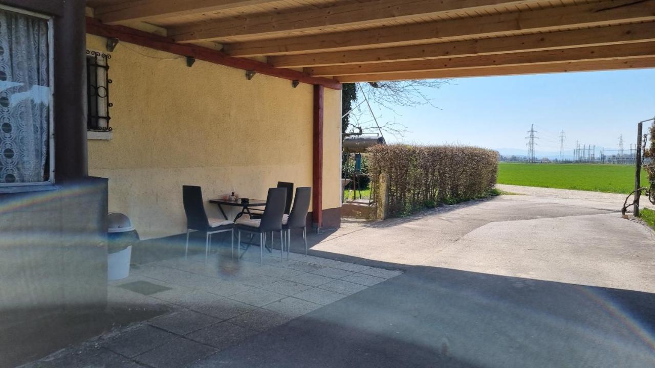 Apartma Tanja Kamnik Bagian luar foto