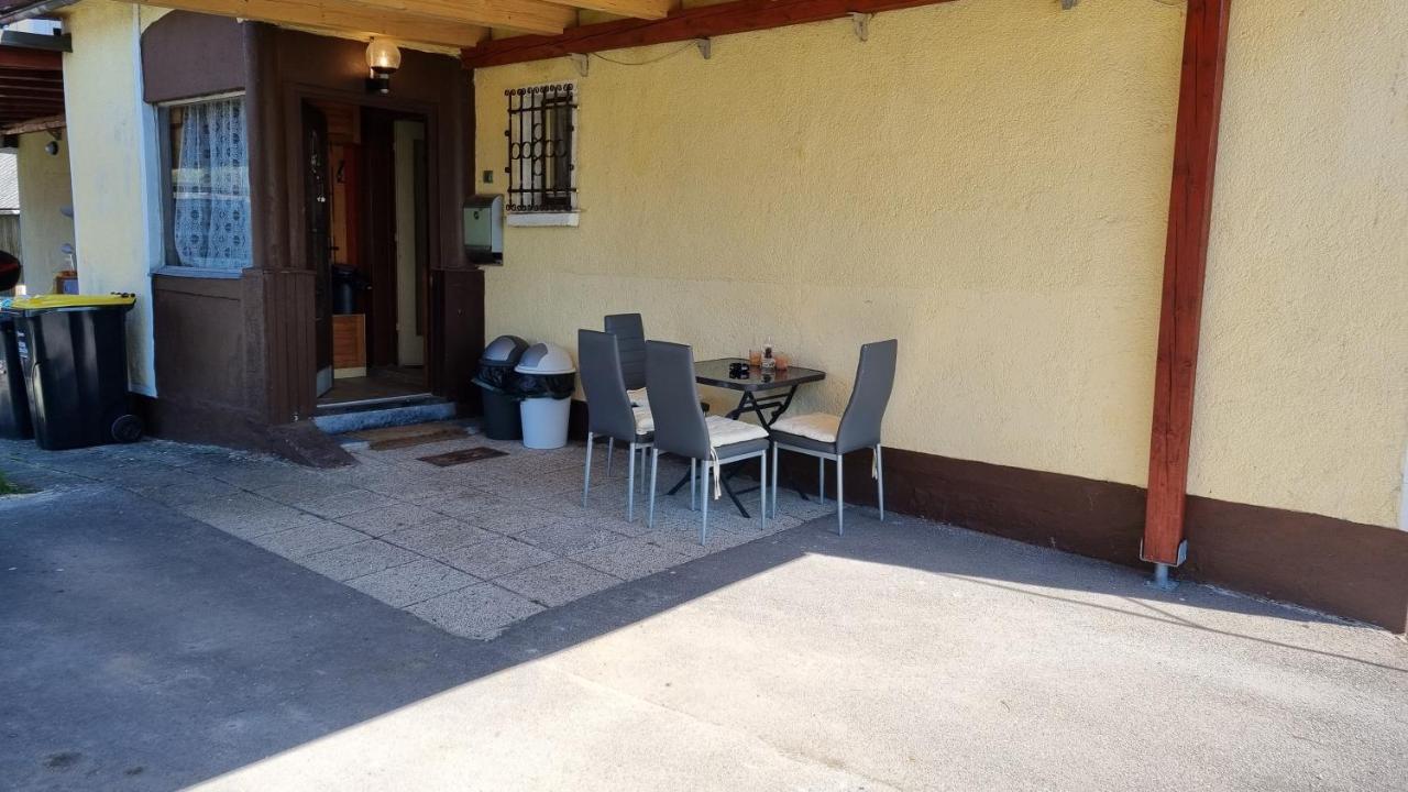 Apartma Tanja Kamnik Bagian luar foto